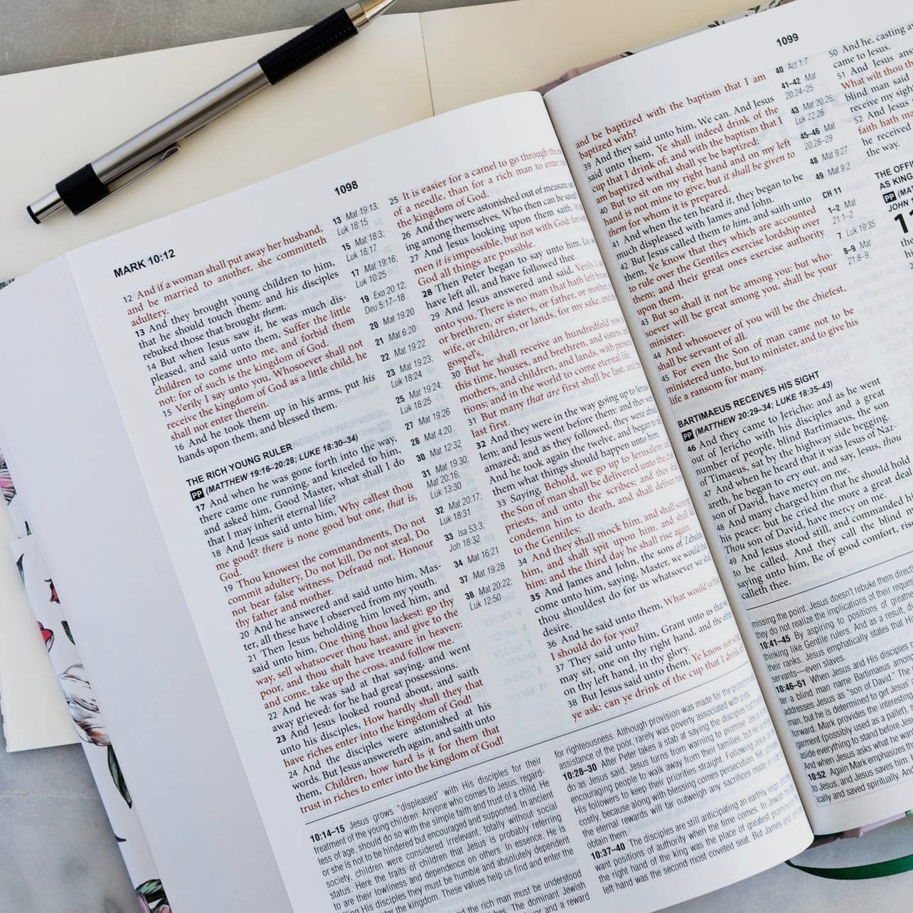 KJV Cross Reference Study Bible - Magnolia Blossom