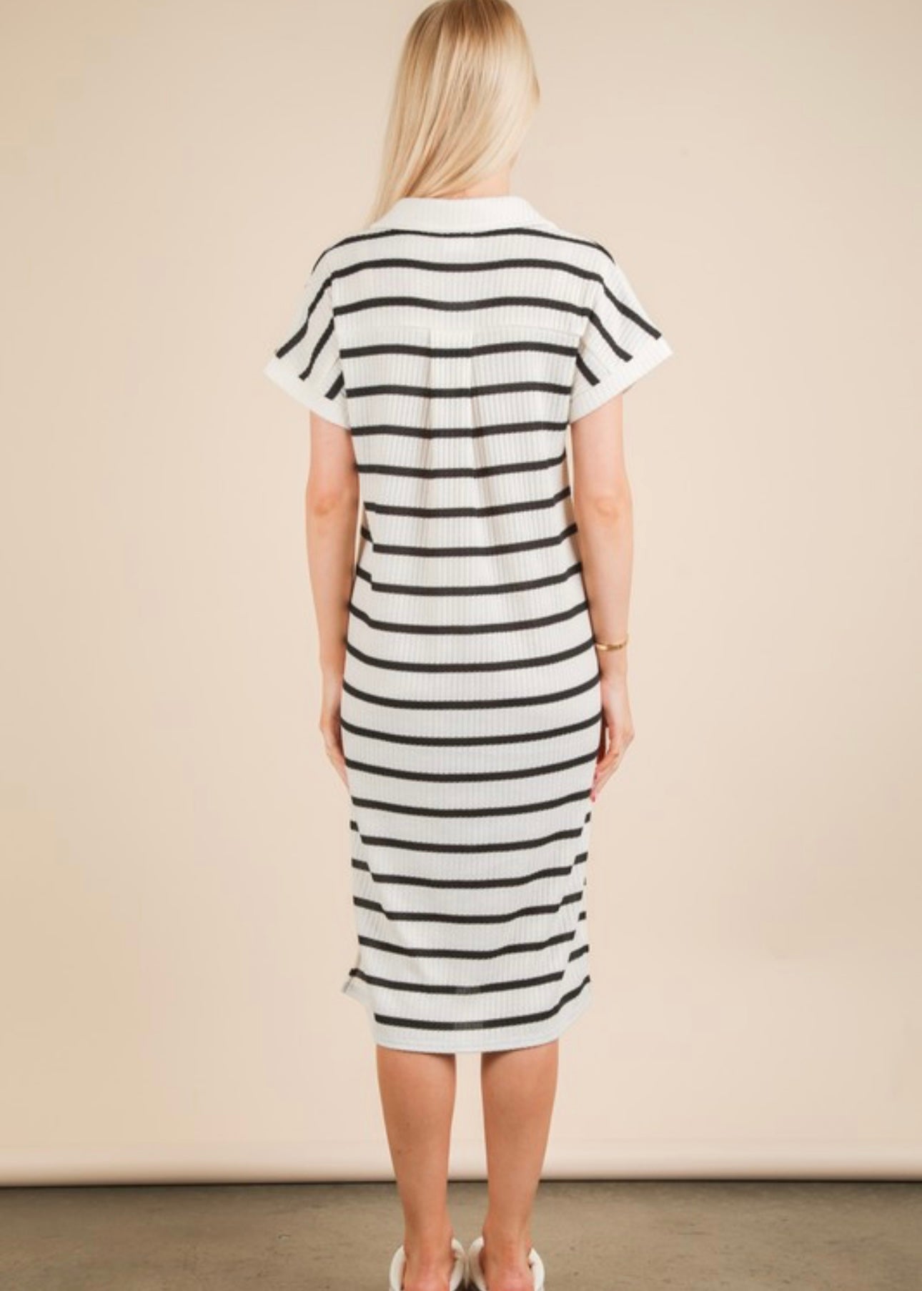 Oversized Black Striped Midi Dress