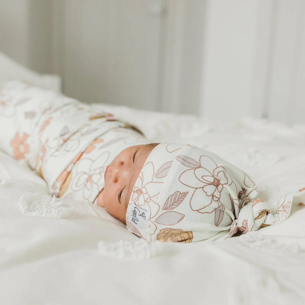 Copper Pearl Ferra Top Knot Hat 0-4mo