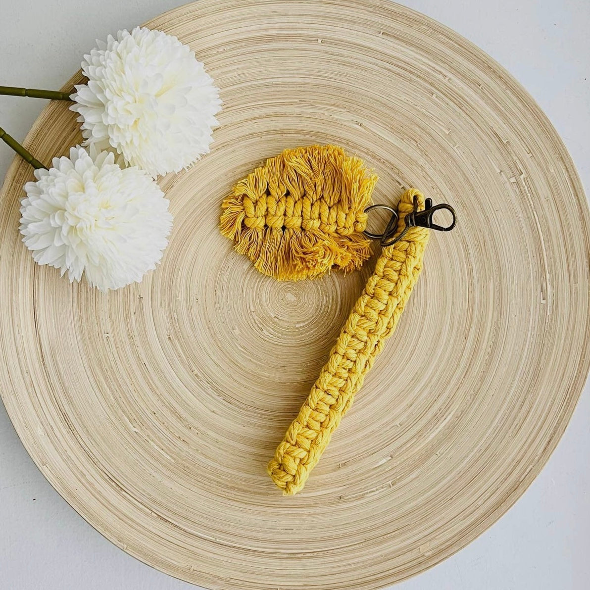 Boho Macrame Keychain - Leaf Tassel - Mustard