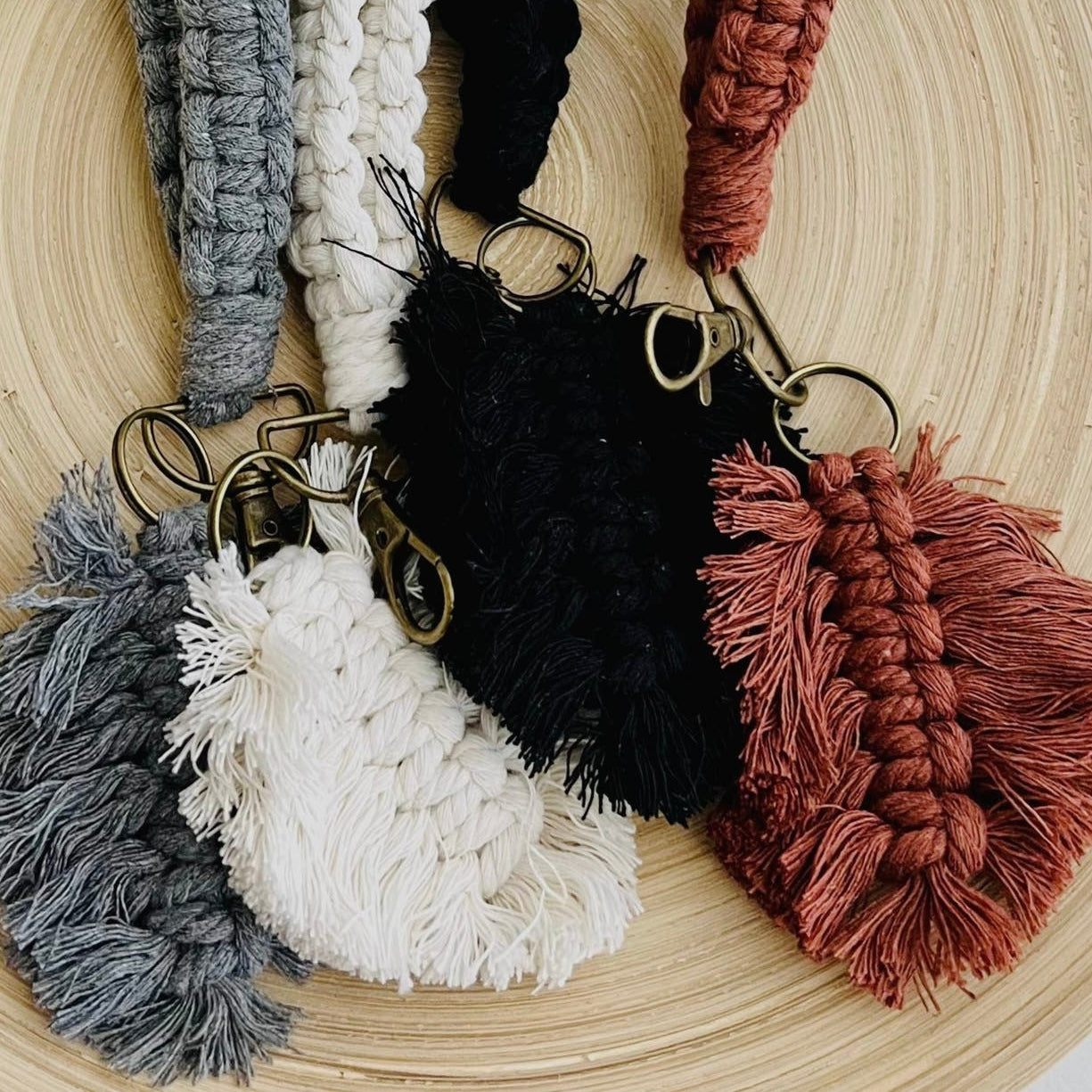 Boho Macrame Keychain - Leaf Tassel - Black