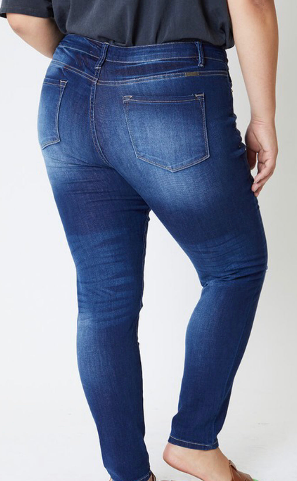 KanCan Mid Rise Super Skinny Jean