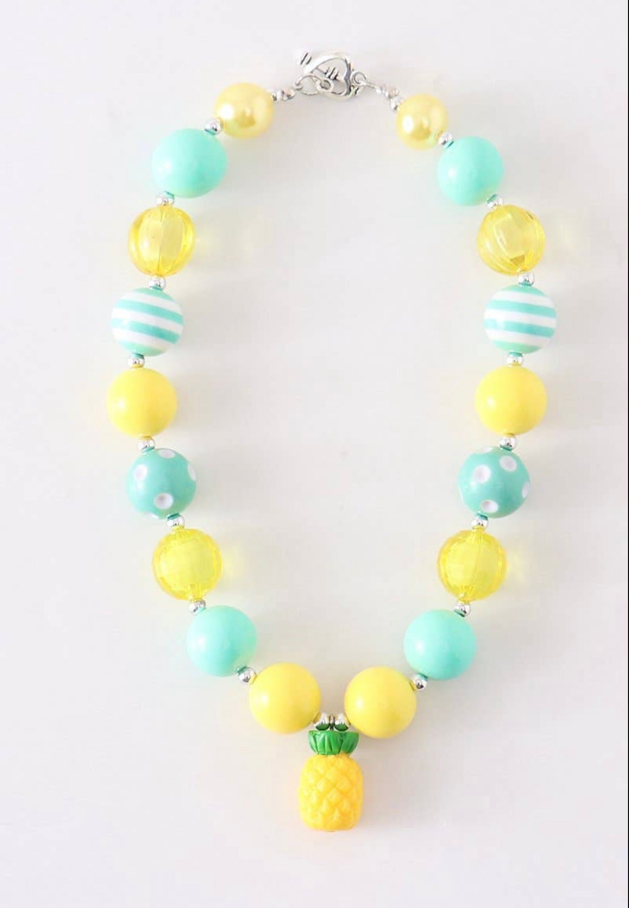 CHUNKY BEAD PINEAPPLE NECKLACE