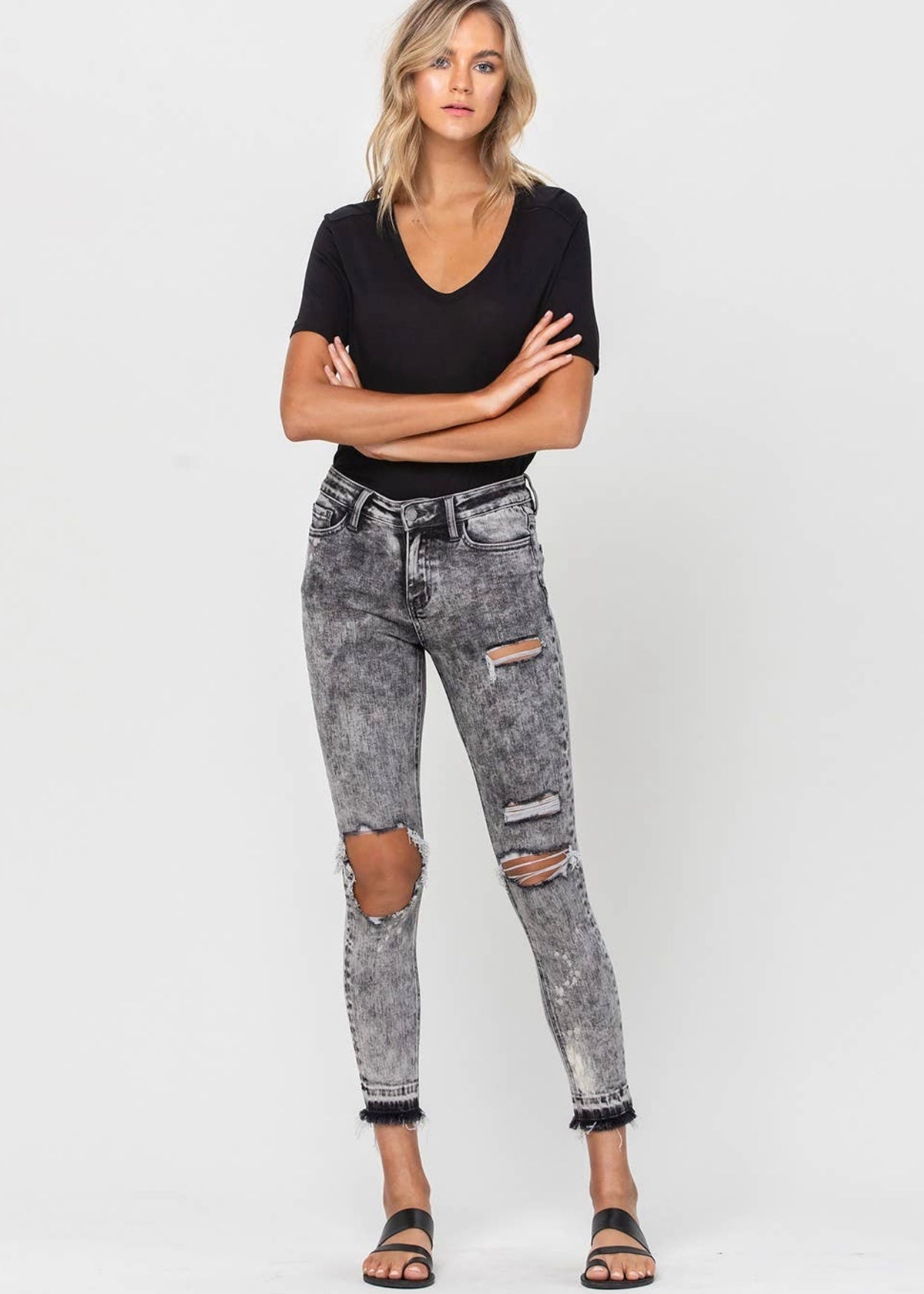 Distressed Mid Rise Crop Jeans