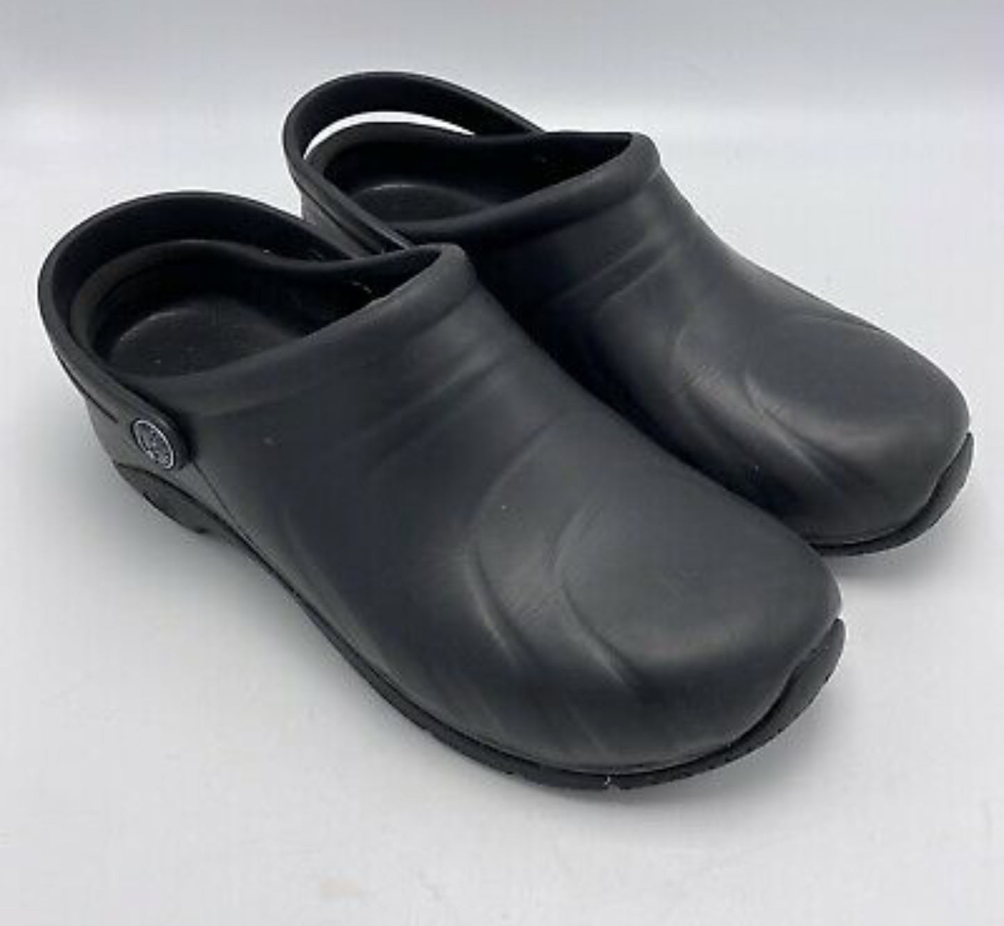 Zone Shoes - Black - 7M