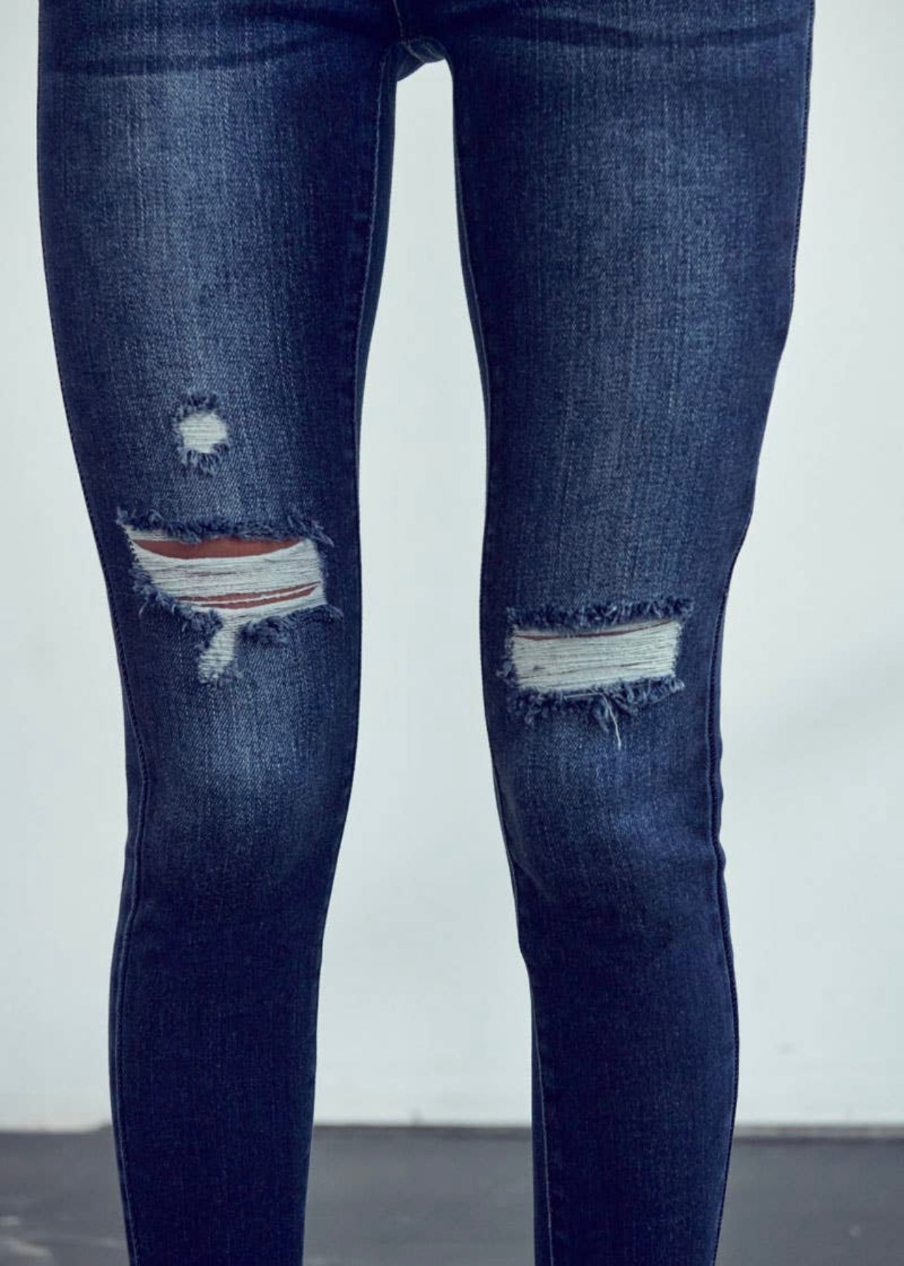 KanCan Gemma Mid Rise Skinny Jeans