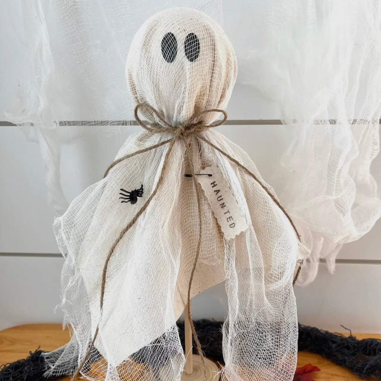 Rustic Primitive Halloween Ghost Home Decor