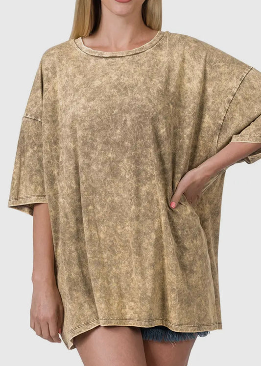 Mocha Oversized Acid Washed
Short Sleeve Tee