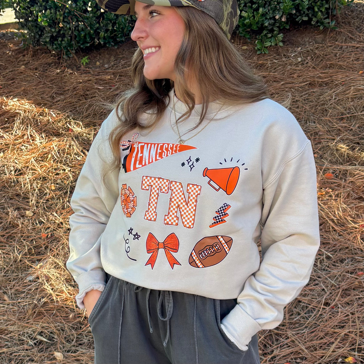 Doodle Tennessee Graphic Crewneck Sweatshirt