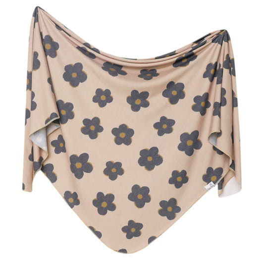 Copper Pearl Gemma in Tan Knit Blanket Single