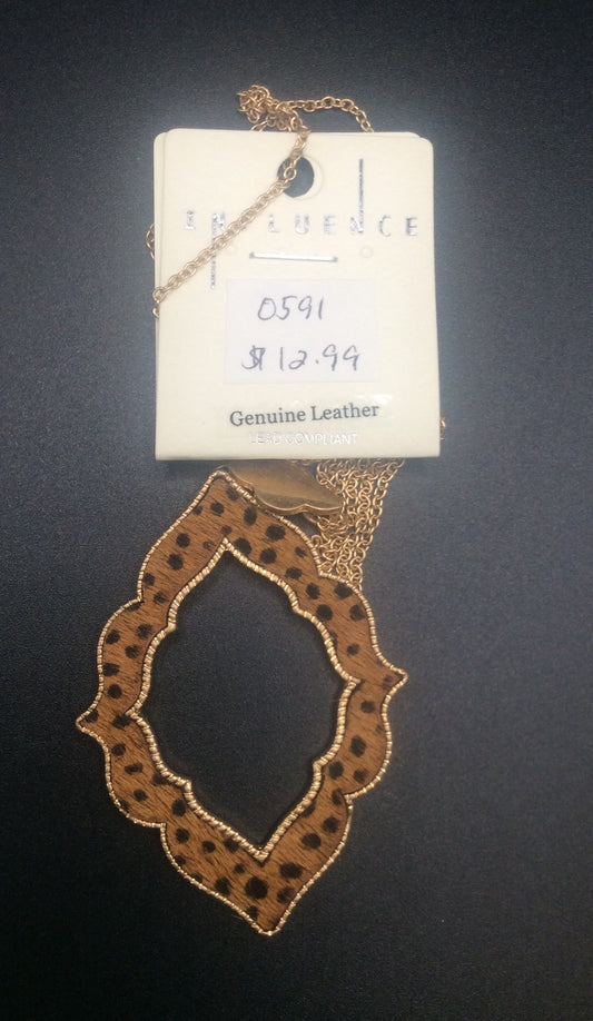NECKLACE-ANIMAL PRINT